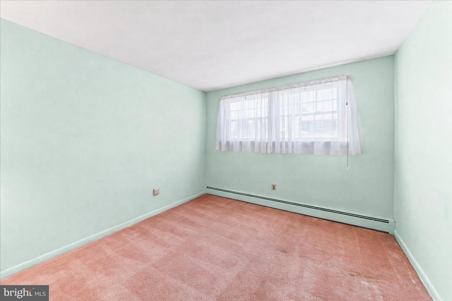 901 Columbia Avenue photo 23
