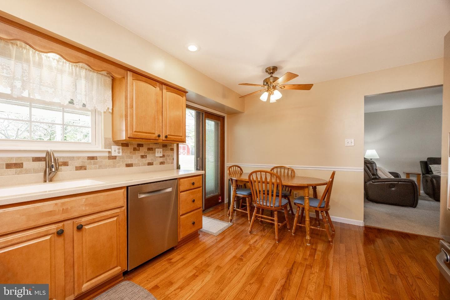 1900 Davis Drive photo 19