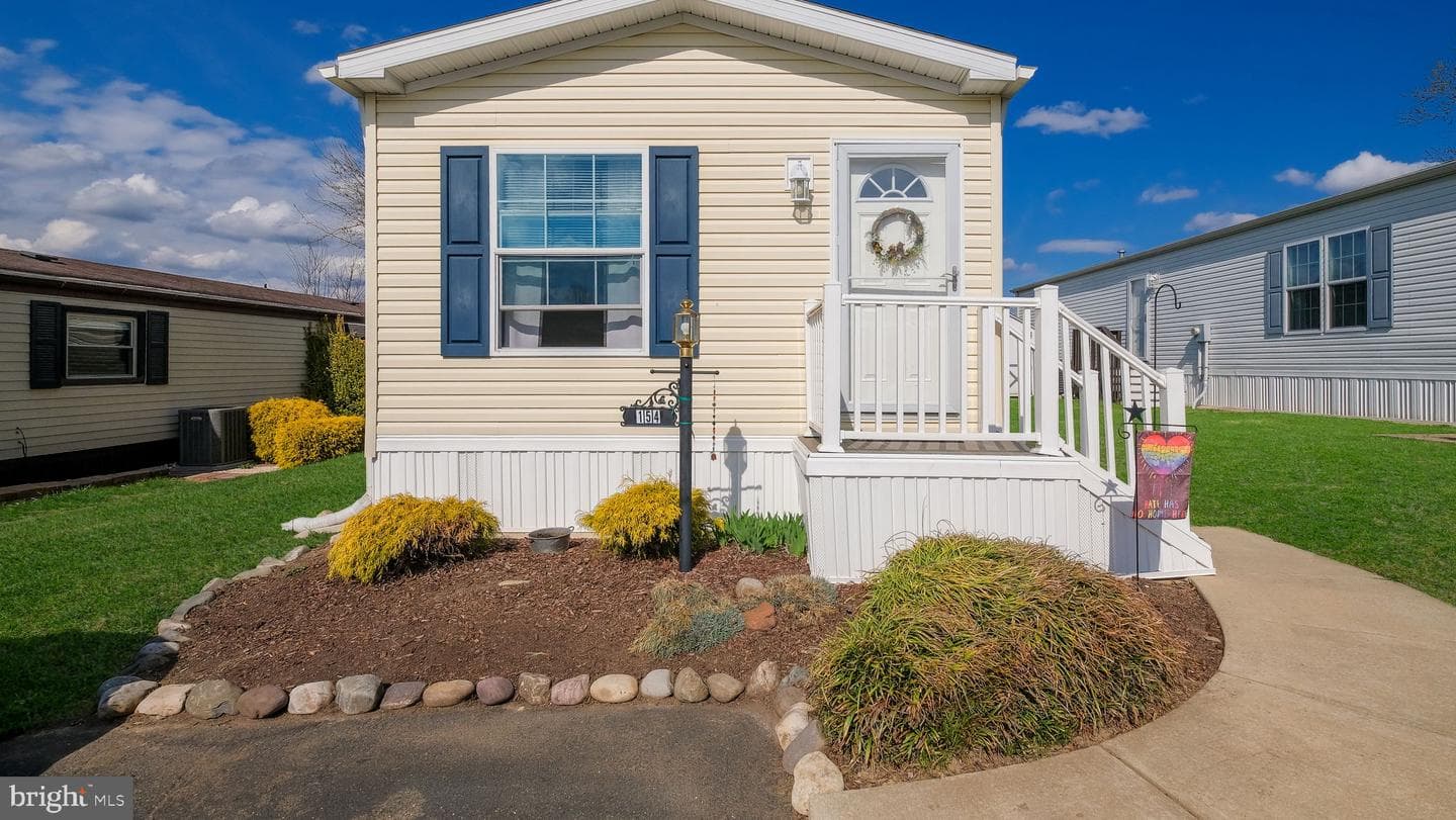 154 Hillside Ct photo 5