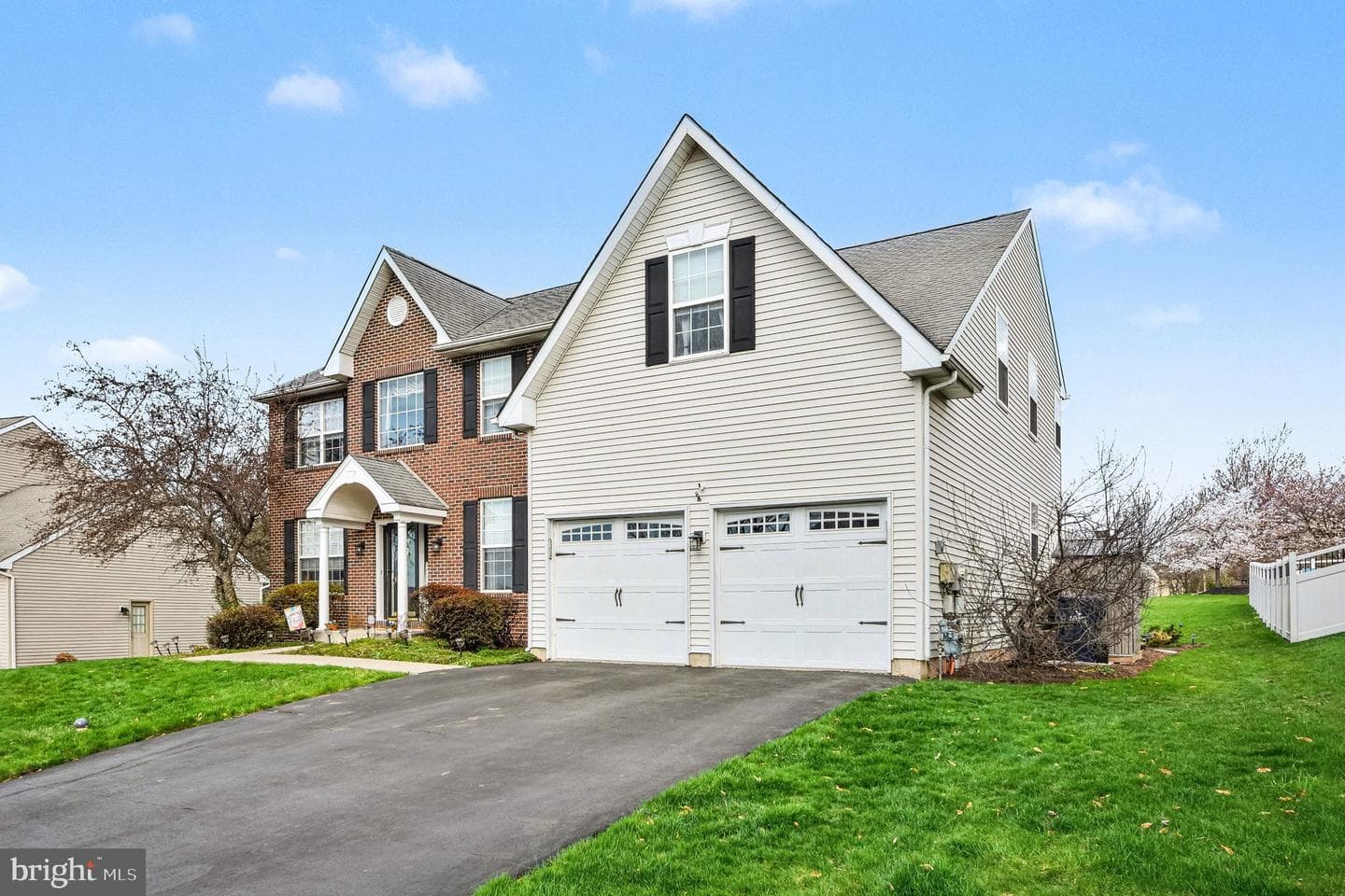 42 Ashford Way photo 2