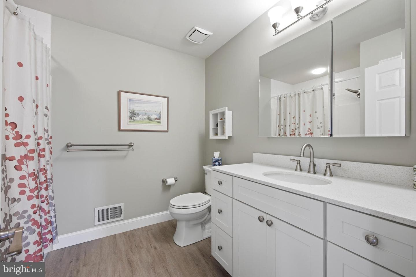 395 Hobson Place photo 19