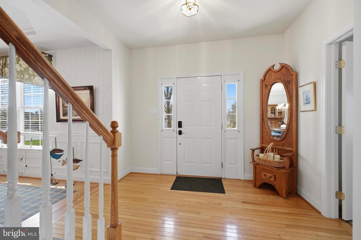 395 Hobson Place photo 5