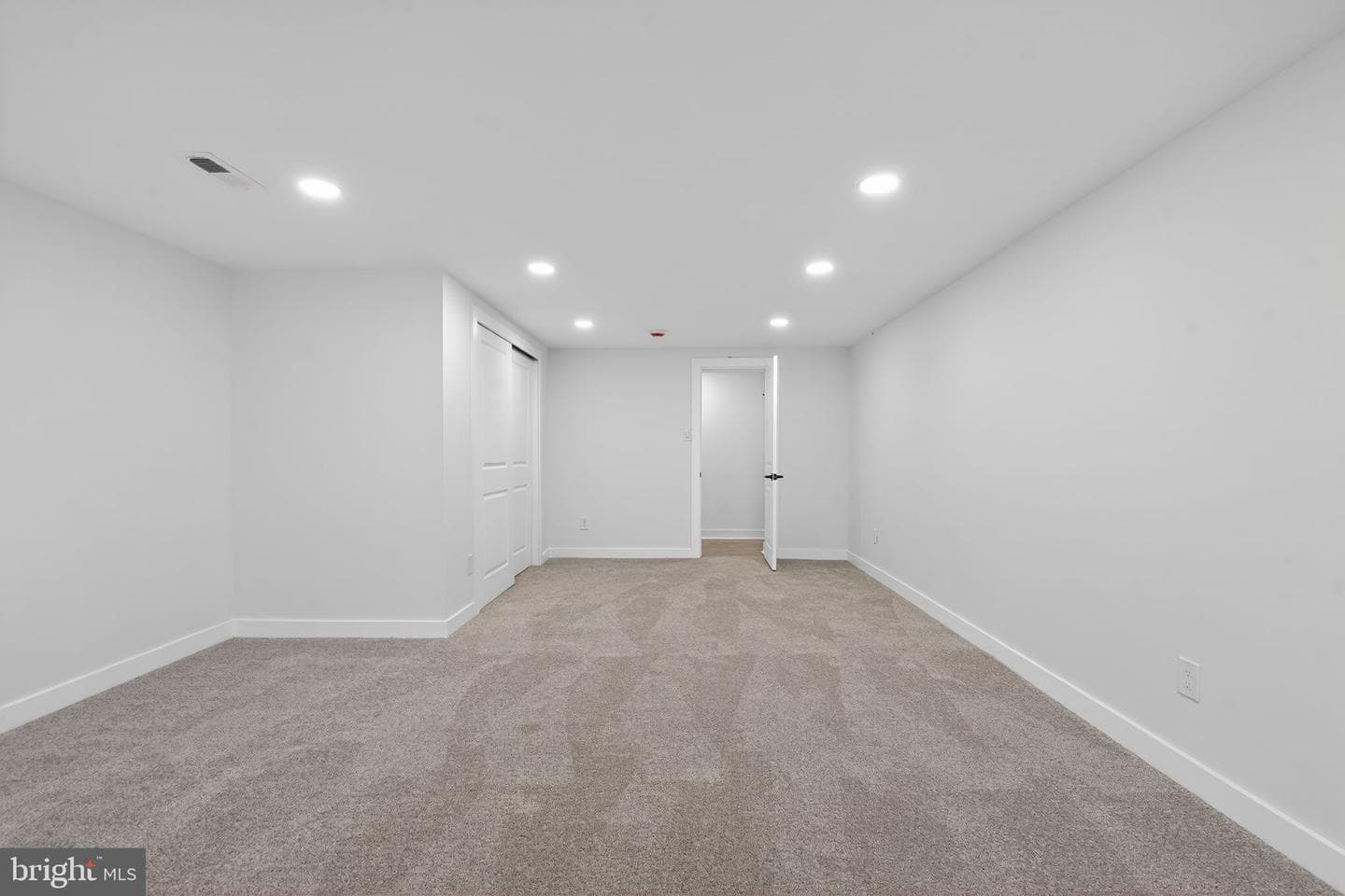 410 Cadwalader Avenue photo 41