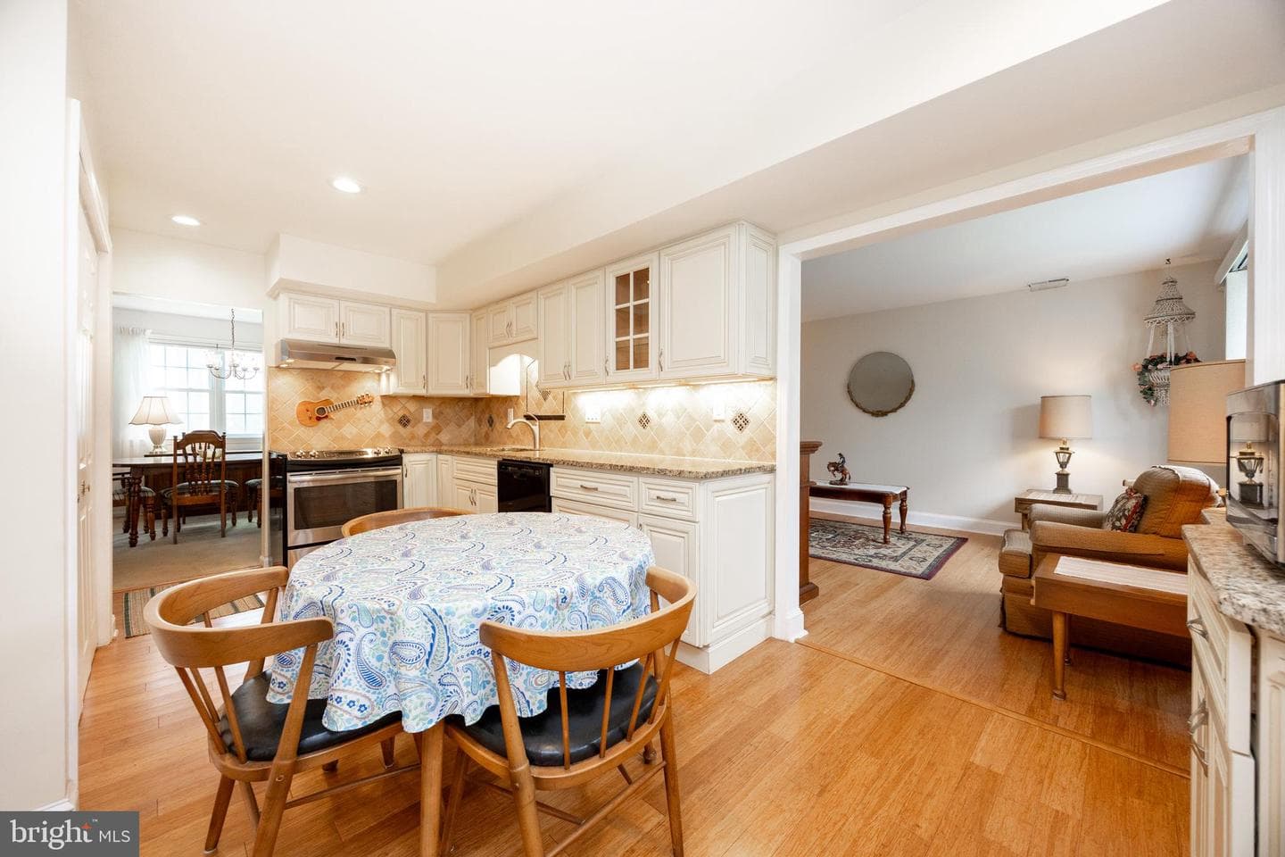 1070 Snyder Road photo 13