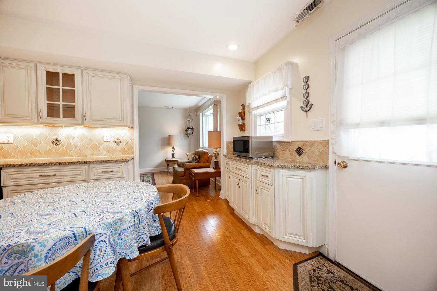 1070 Snyder Road photo 15