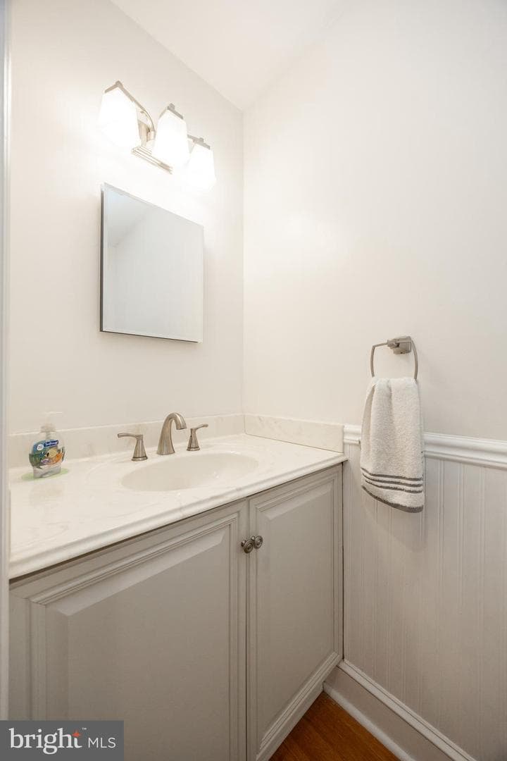 1070 Snyder Road photo 16