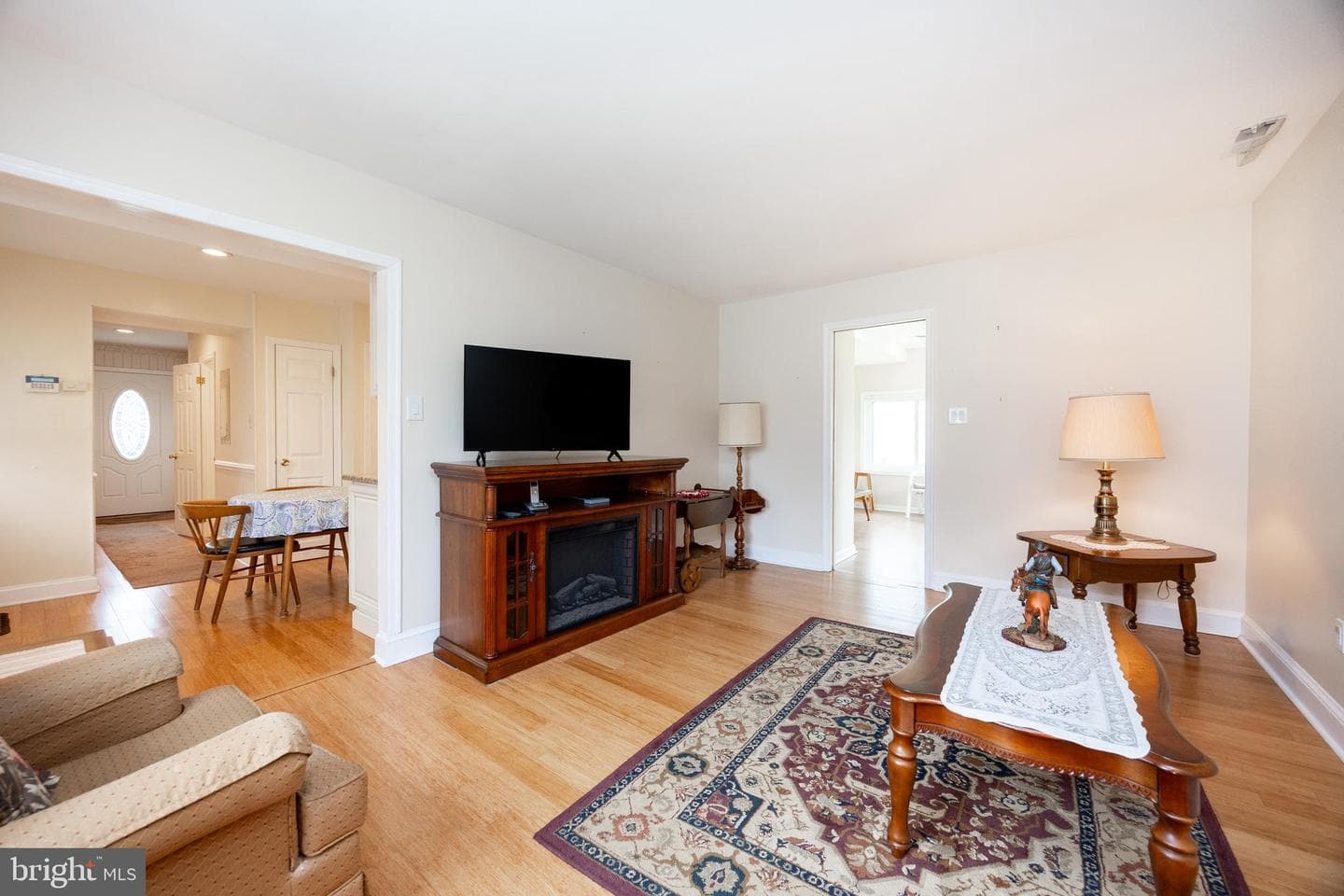 1070 Snyder Road photo 17