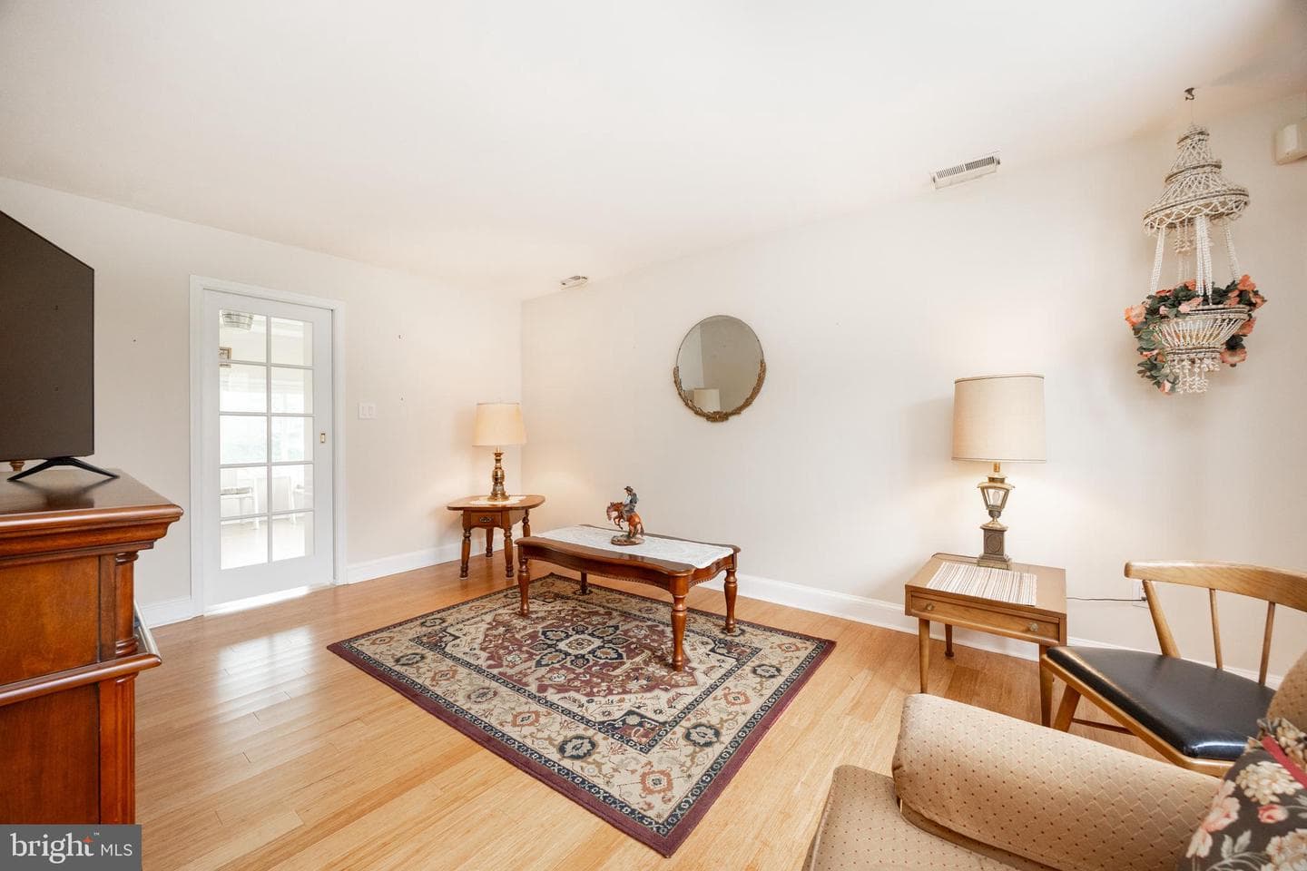 1070 Snyder Road photo 18
