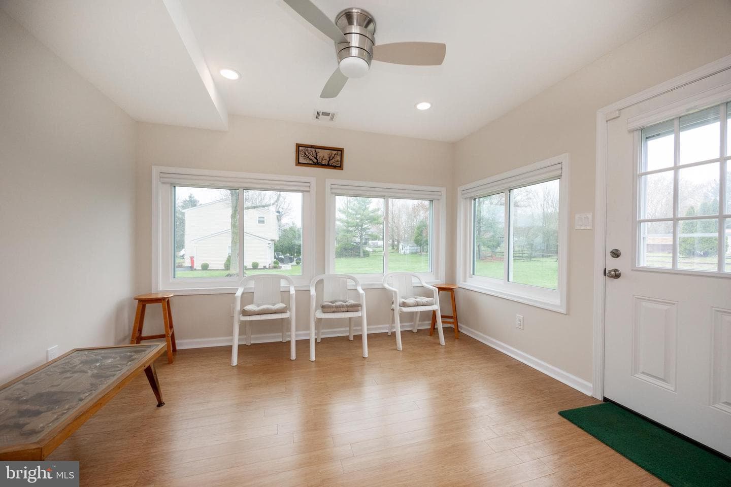 1070 Snyder Road photo 20