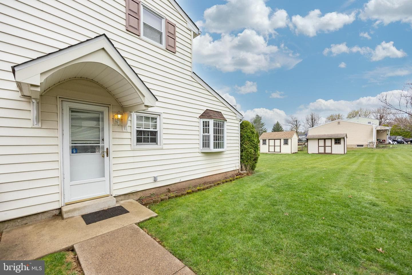 1070 Snyder Road photo 30