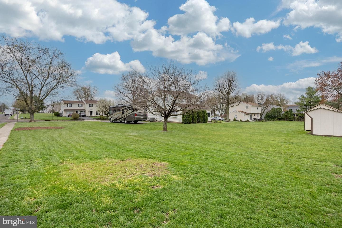 1070 Snyder Road photo 33