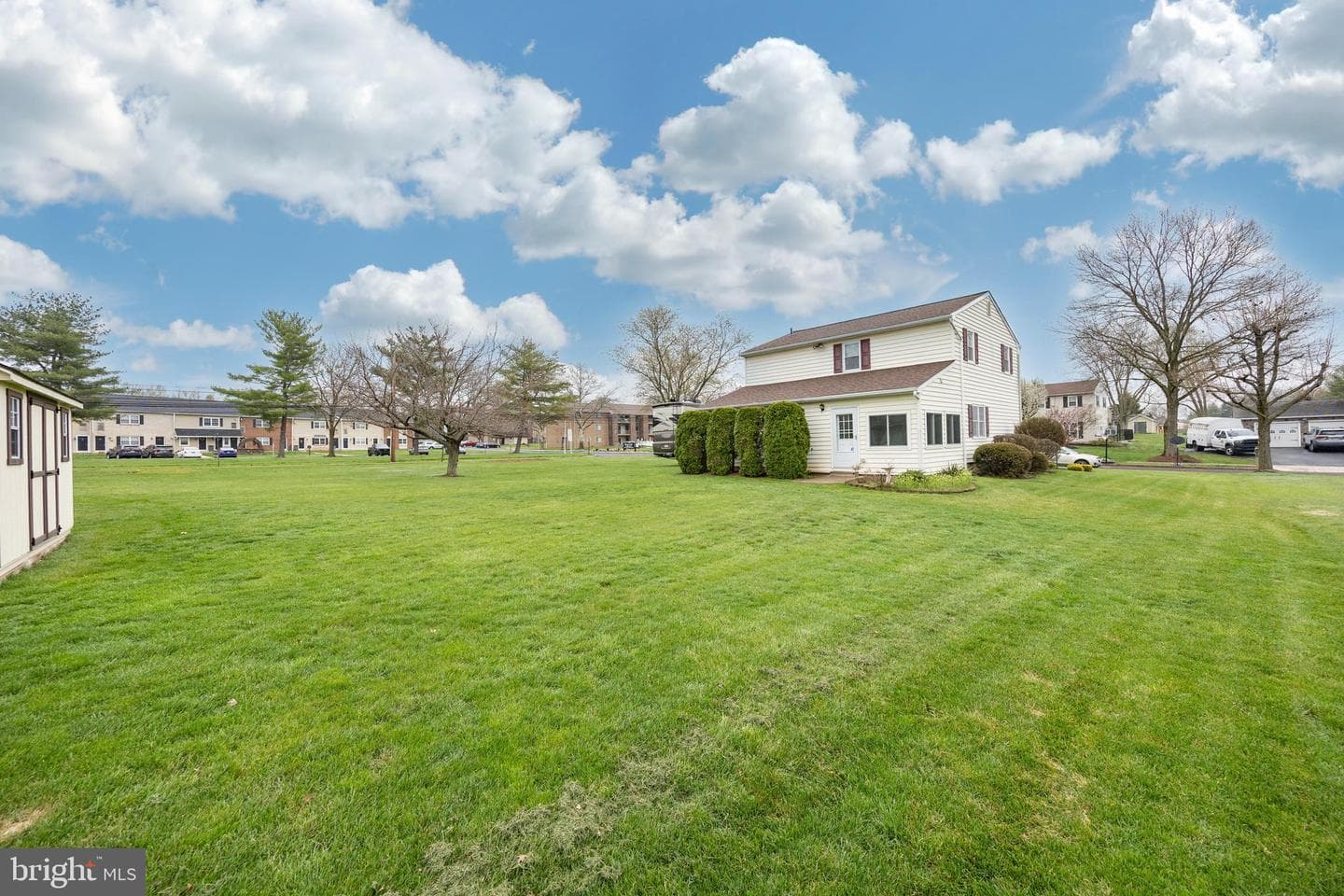 1070 Snyder Road photo 34