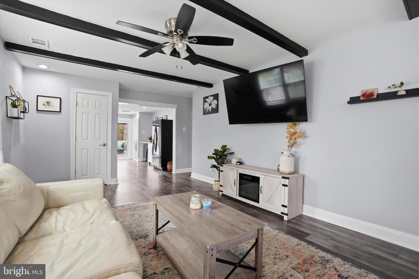 612 Cricket Avenue photo 4