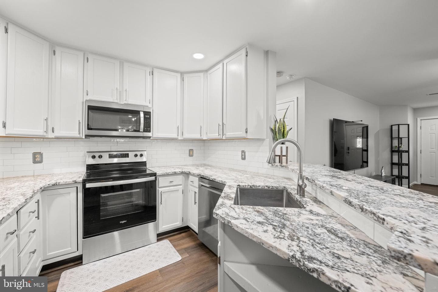 1905 Foxmeadow Circle #condo 1905 photo 11
