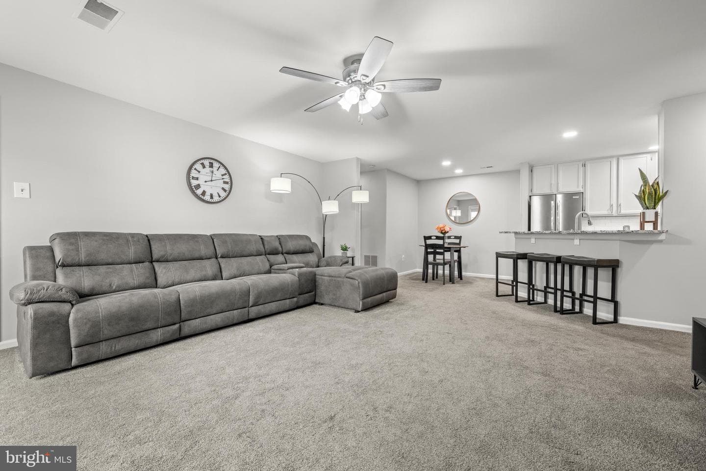 1905 Foxmeadow Circle #condo 1905 photo 3