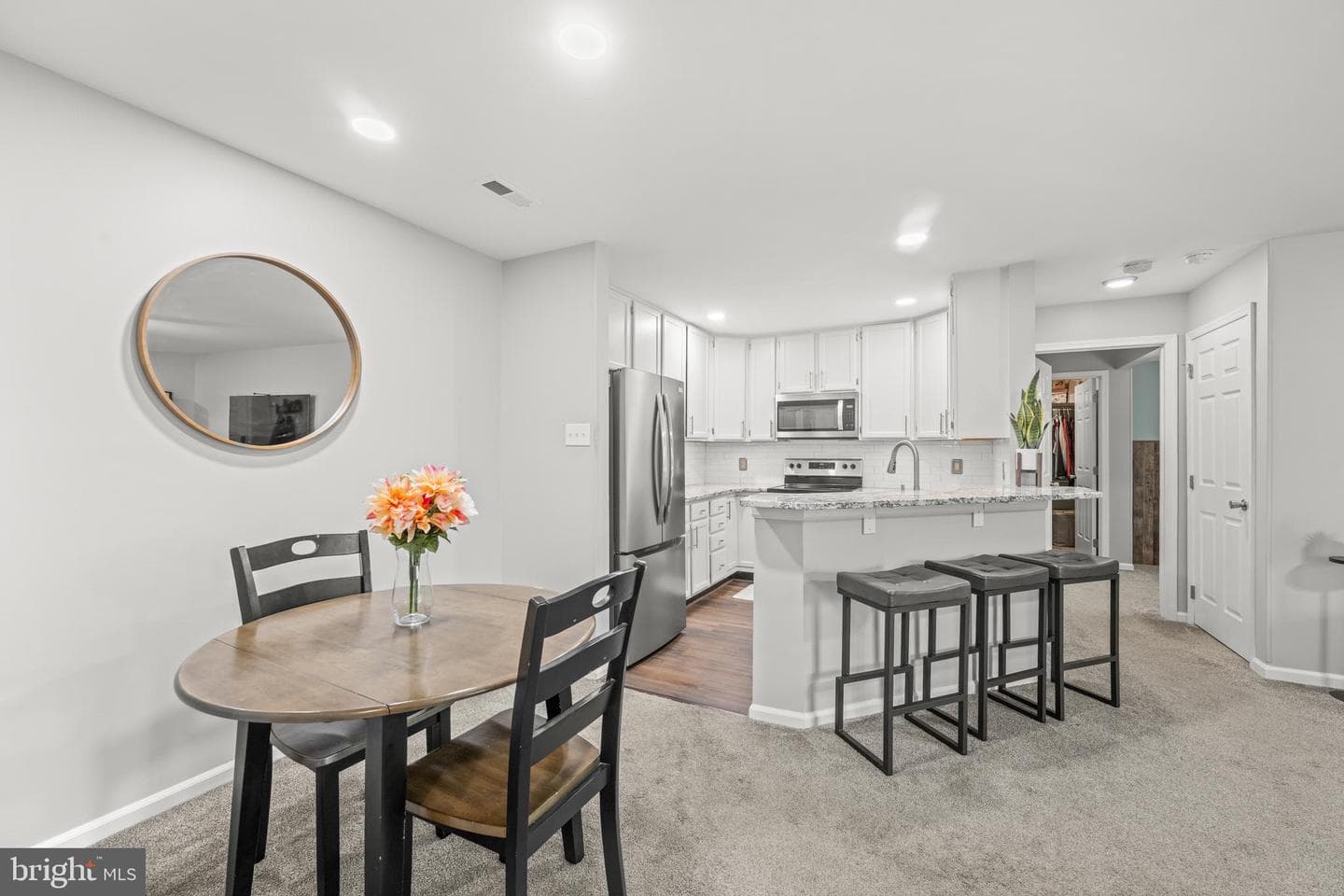 1905 Foxmeadow Circle #condo 1905 photo 8