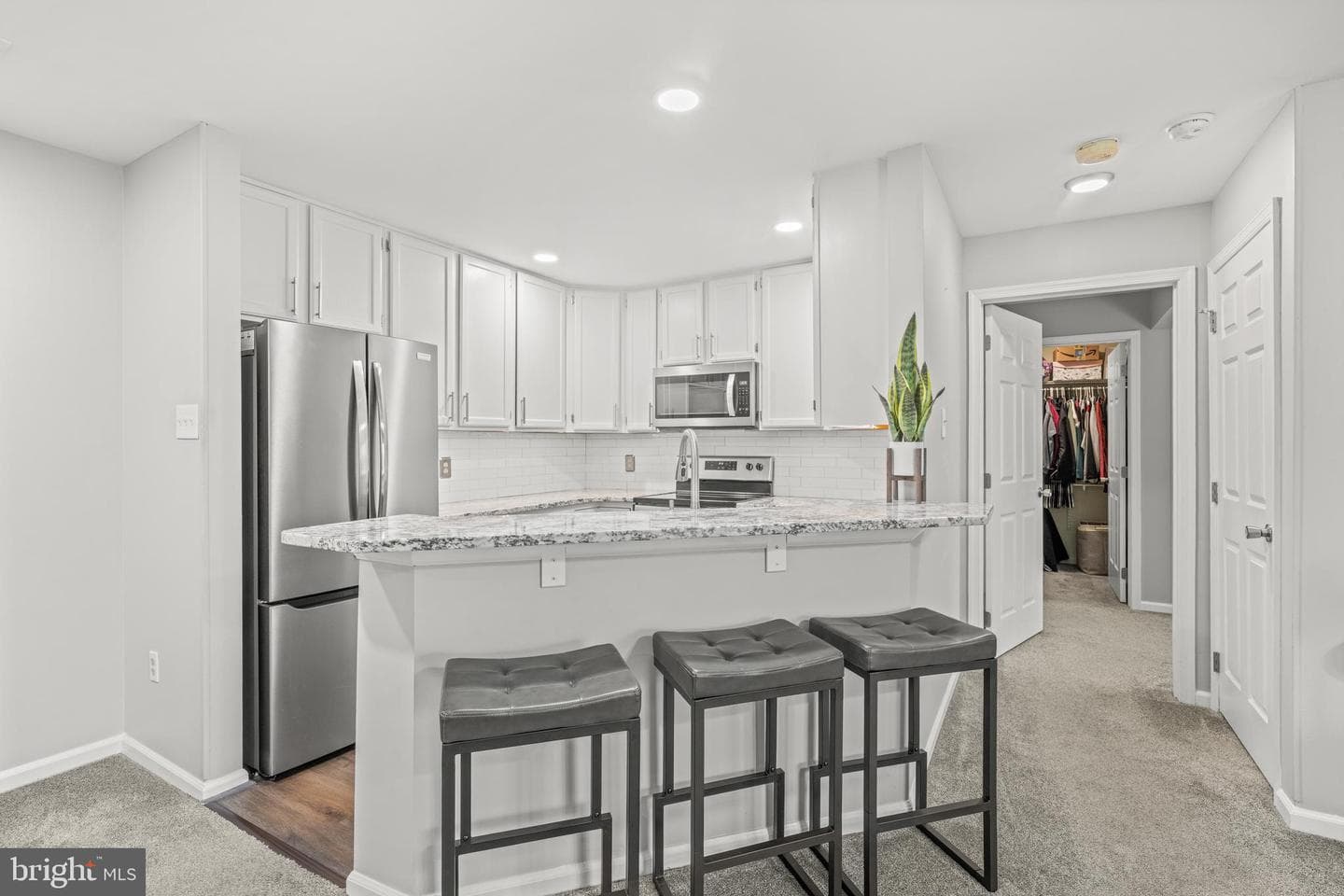 1905 Foxmeadow Circle #condo 1905 photo 9