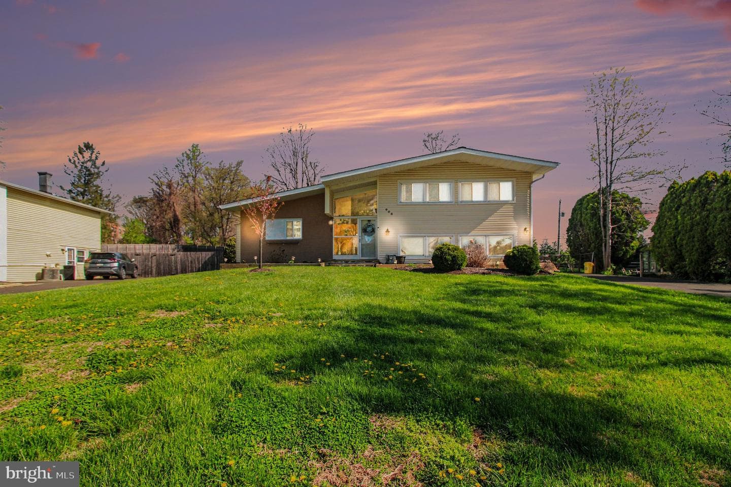 908 Fraser Road