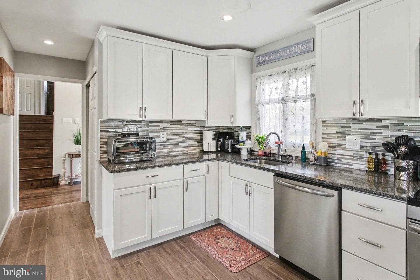 908 Fraser Road photo 14