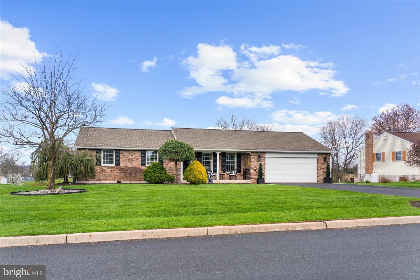 2323 Colonial Drive photo 4