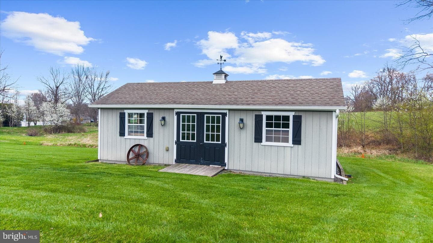 2323 Colonial Drive photo 40