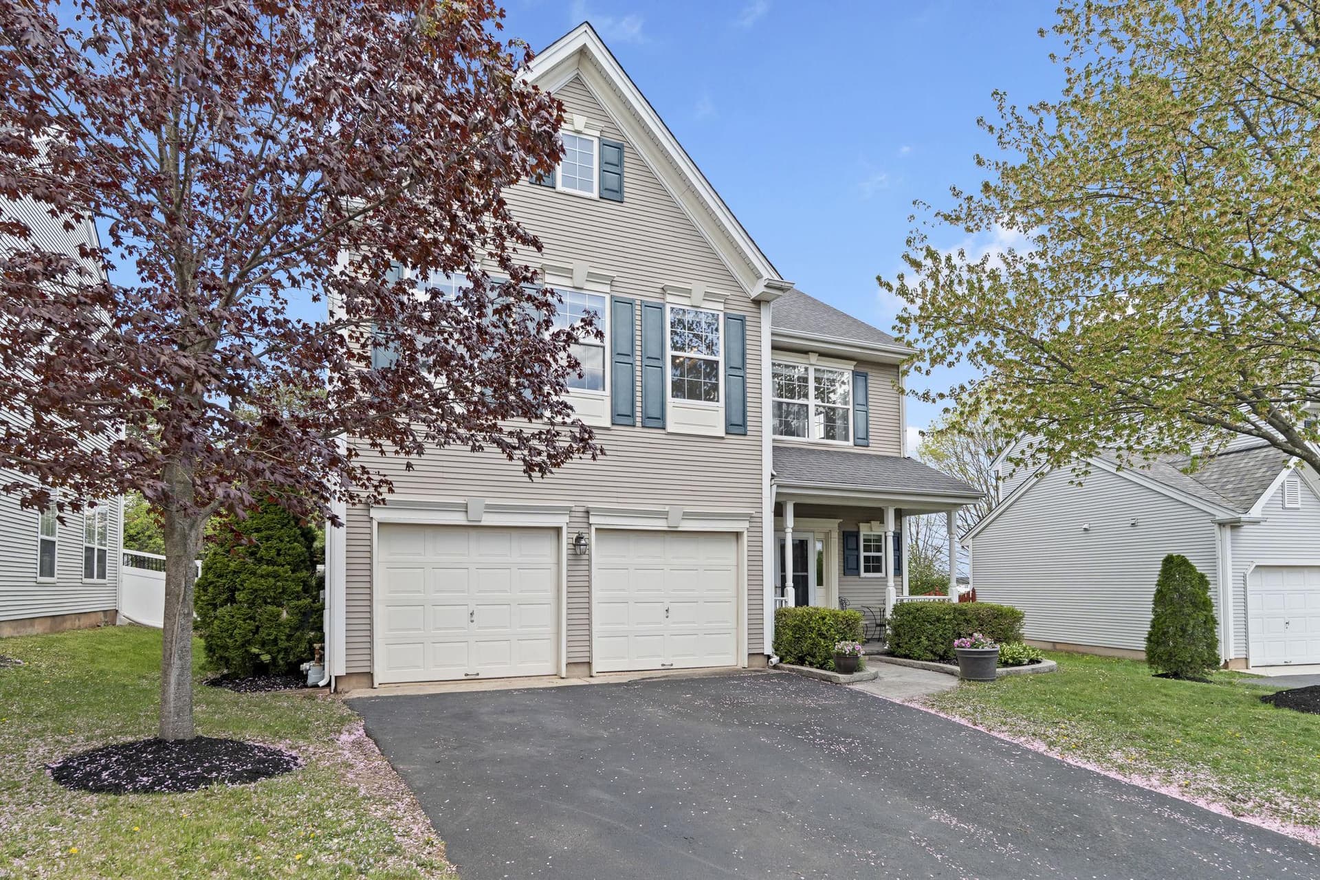 105 Shire Lane photo 2
