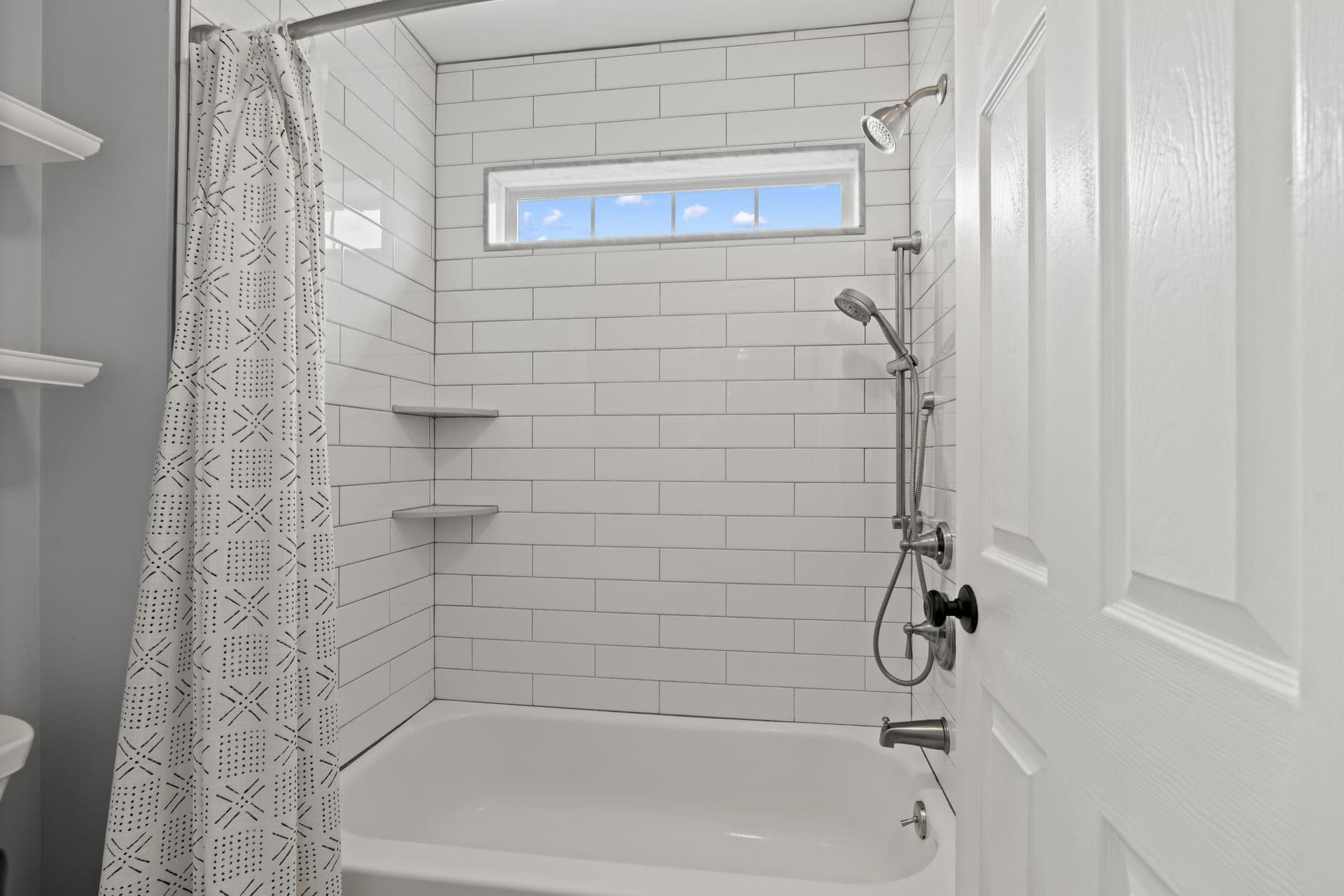 105 Shire Lane photo 28