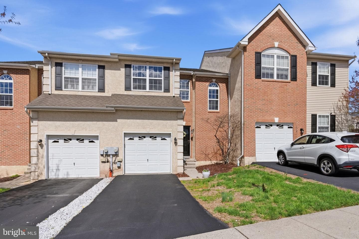 117 Stone Hill Drive photo 2