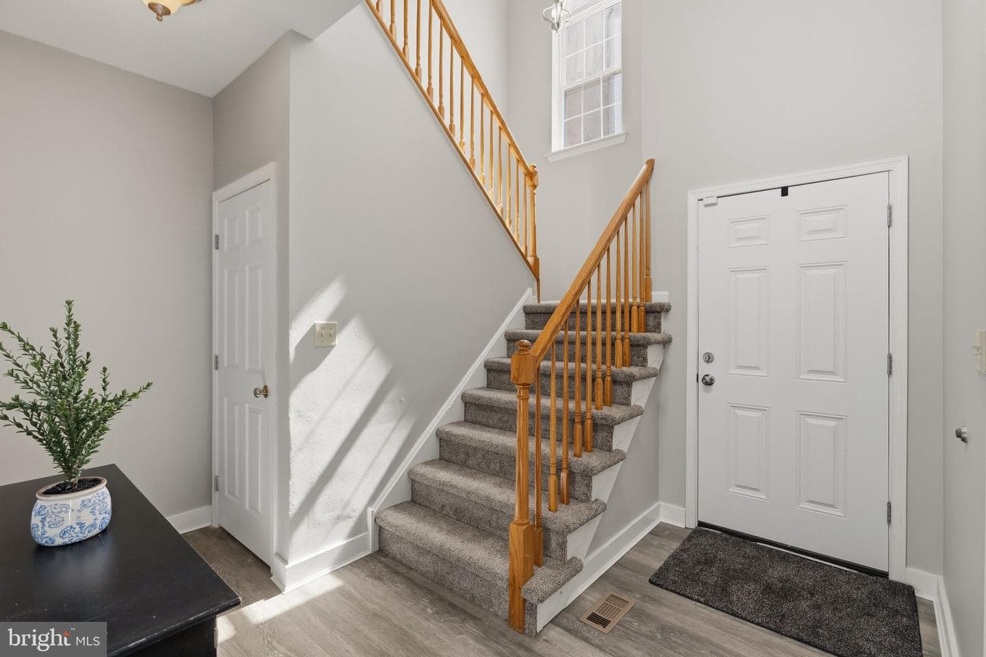 117 Stone Hill Drive photo 6