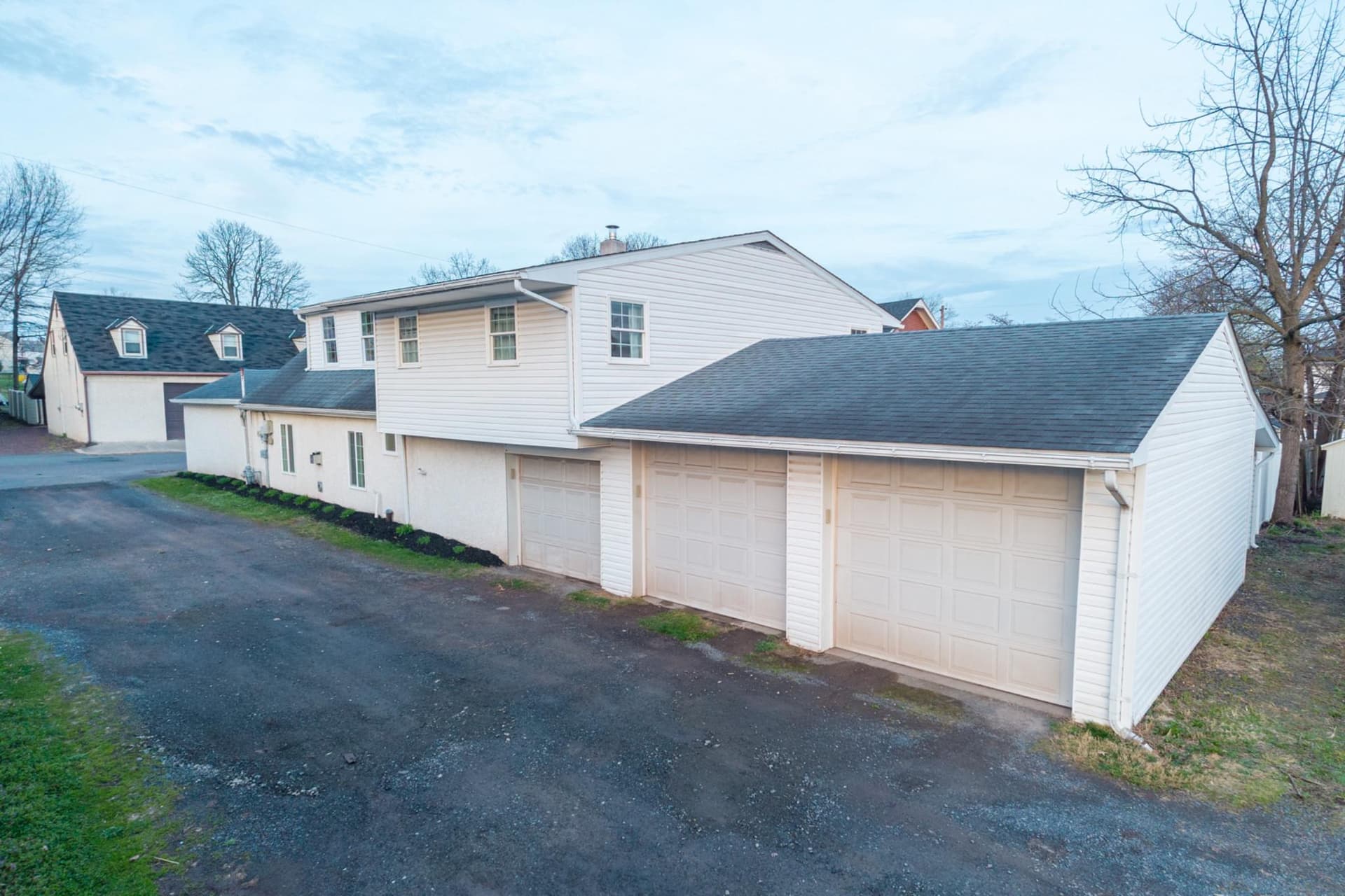 113 Linden Street photo 10