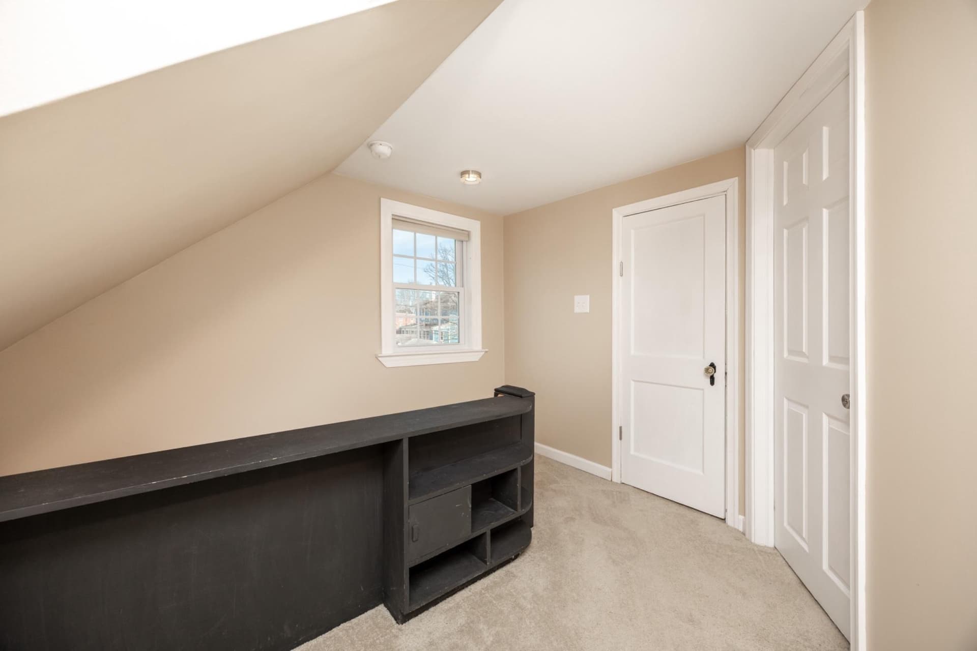 113 Linden Street photo 44
