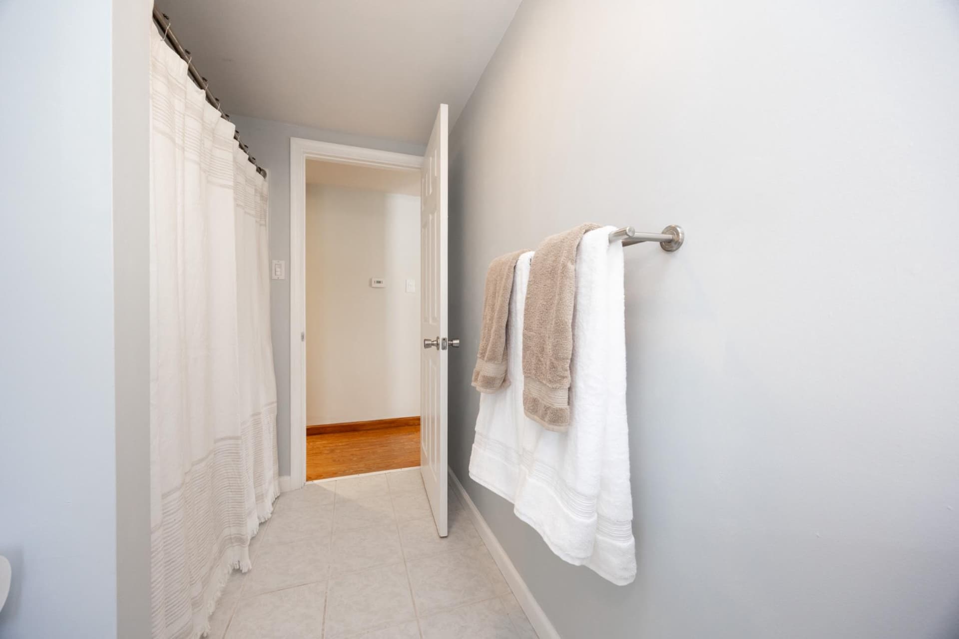 113 Linden Street photo 47