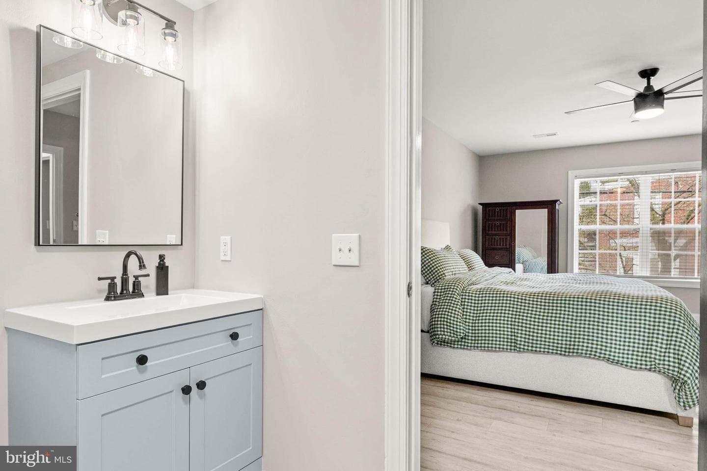 821 Harry Street #105 photo 12