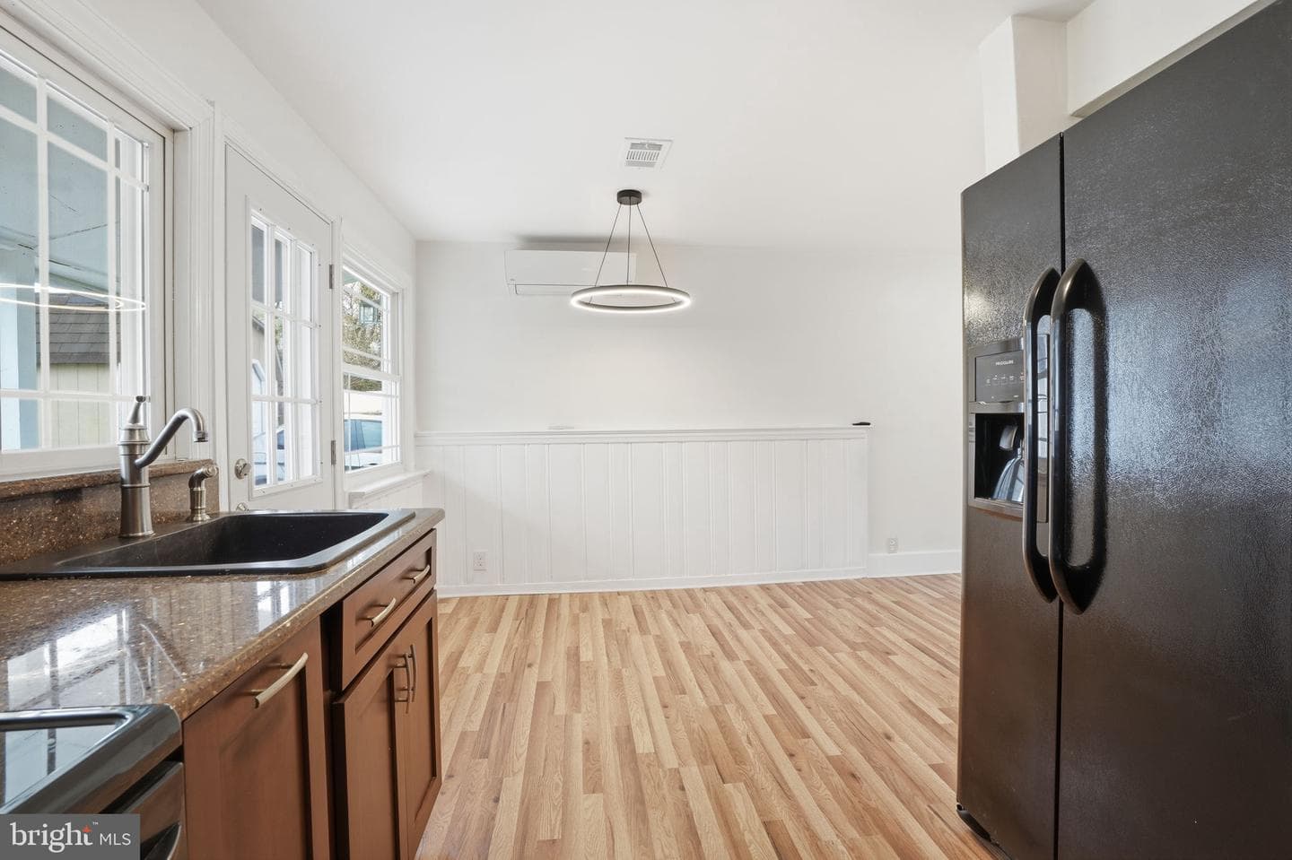 112 N Whitehall Road photo 12