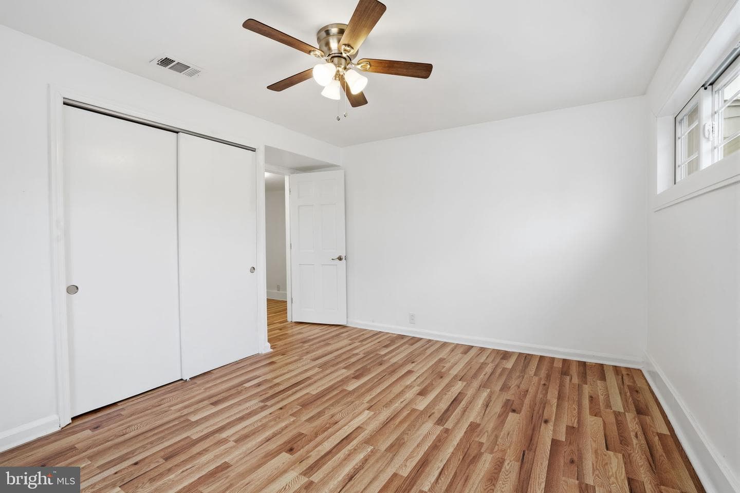 112 N Whitehall Road photo 16