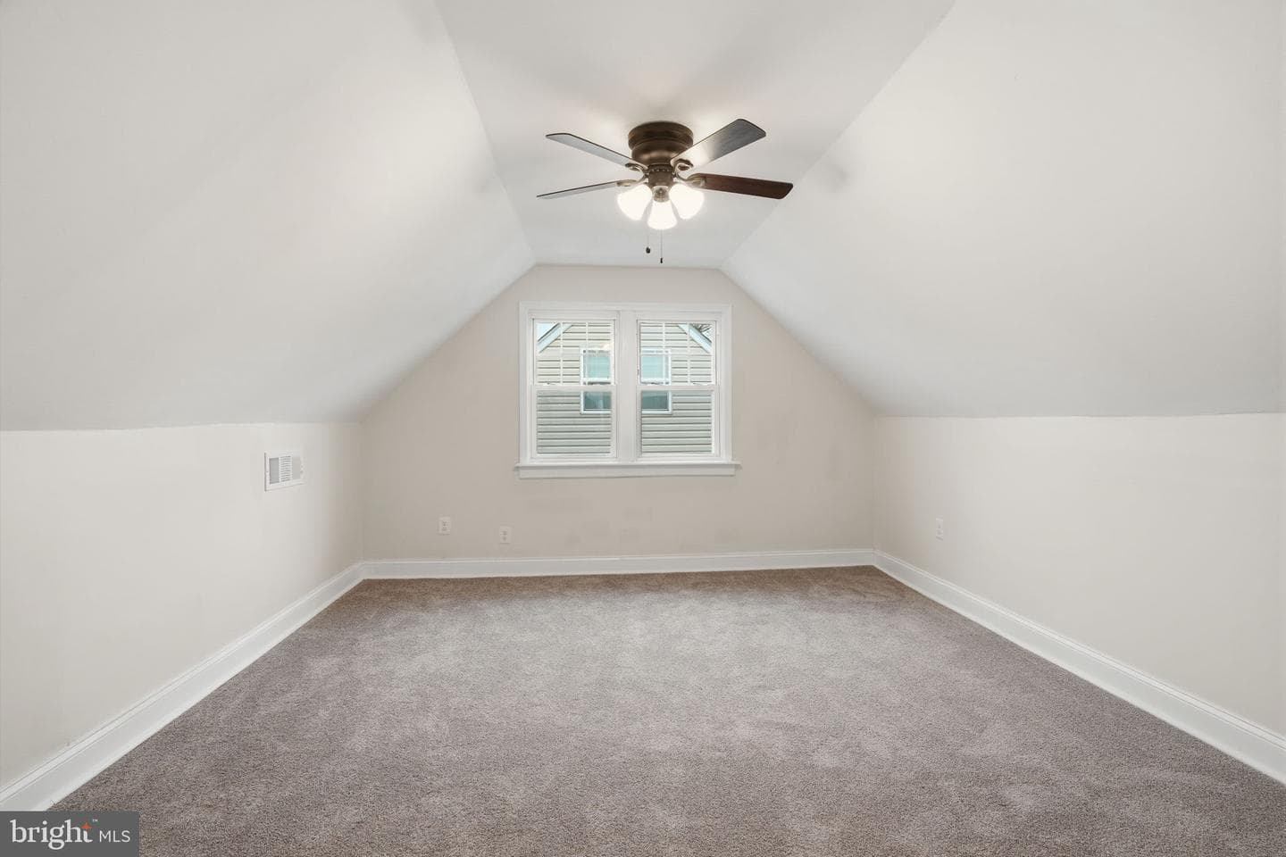 112 N Whitehall Road photo 24