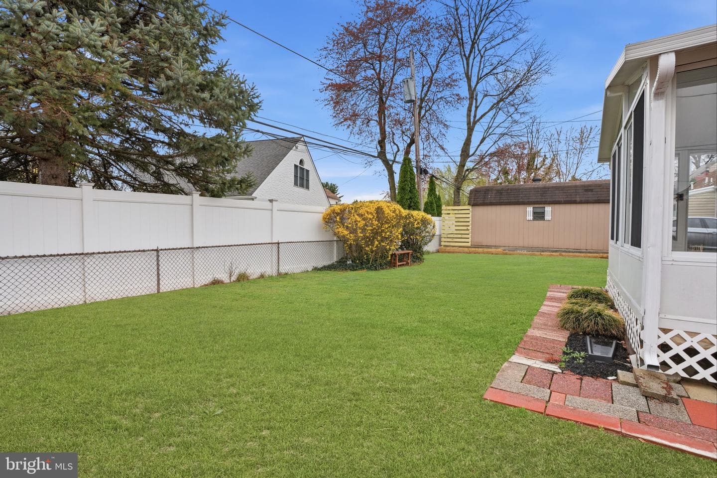 112 N Whitehall Road photo 28