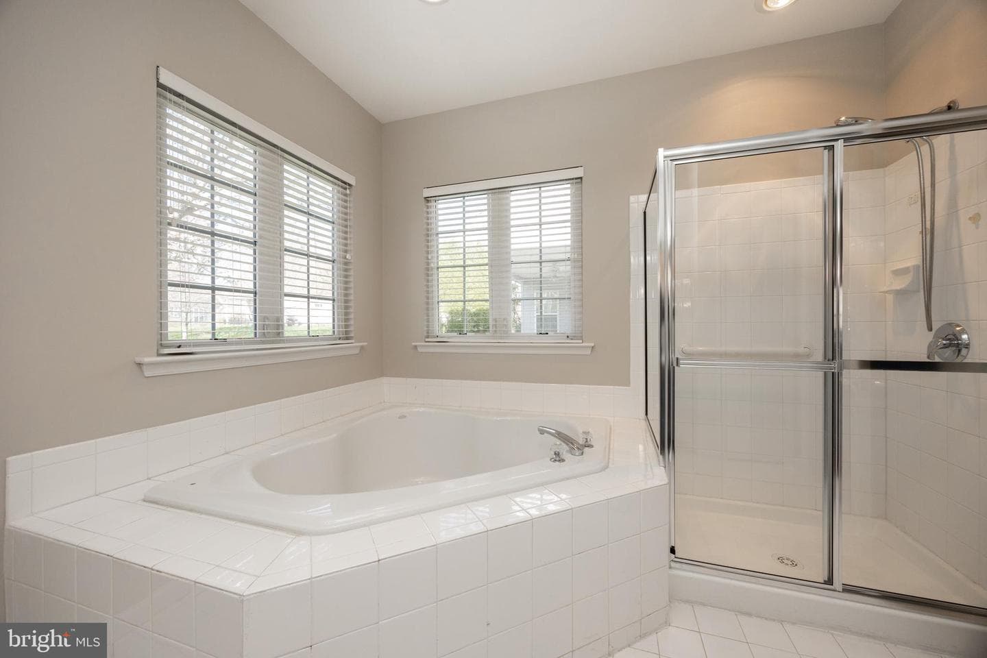 3874 Somerset Drive photo 26