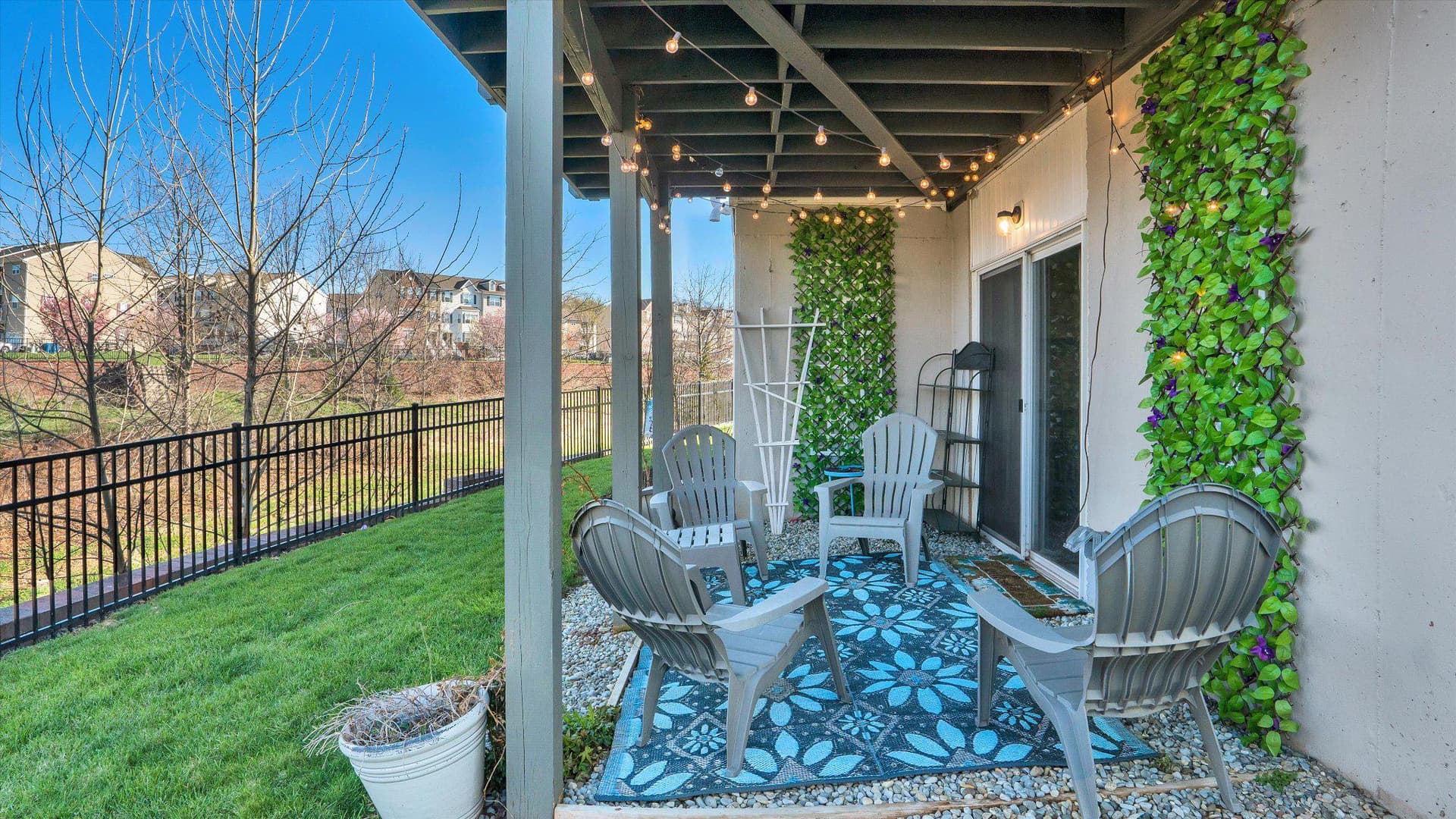 2228 Bridgeport Avenue photo 49