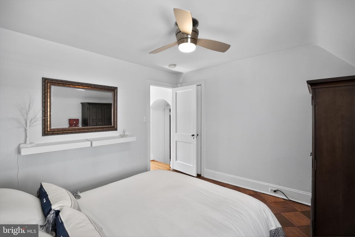 113 Waverly Road photo 24