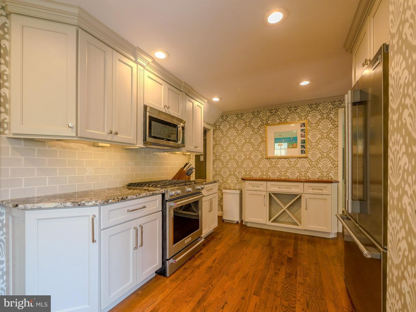 1255 Montgomery Avenue photo 14