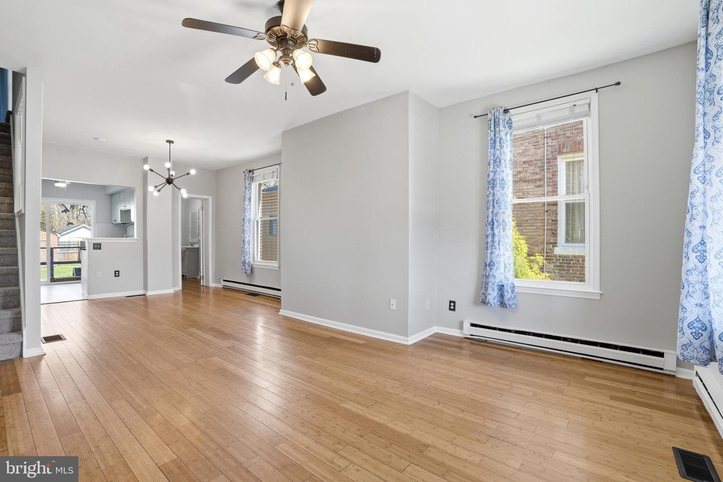 137 Penn Street photo 5