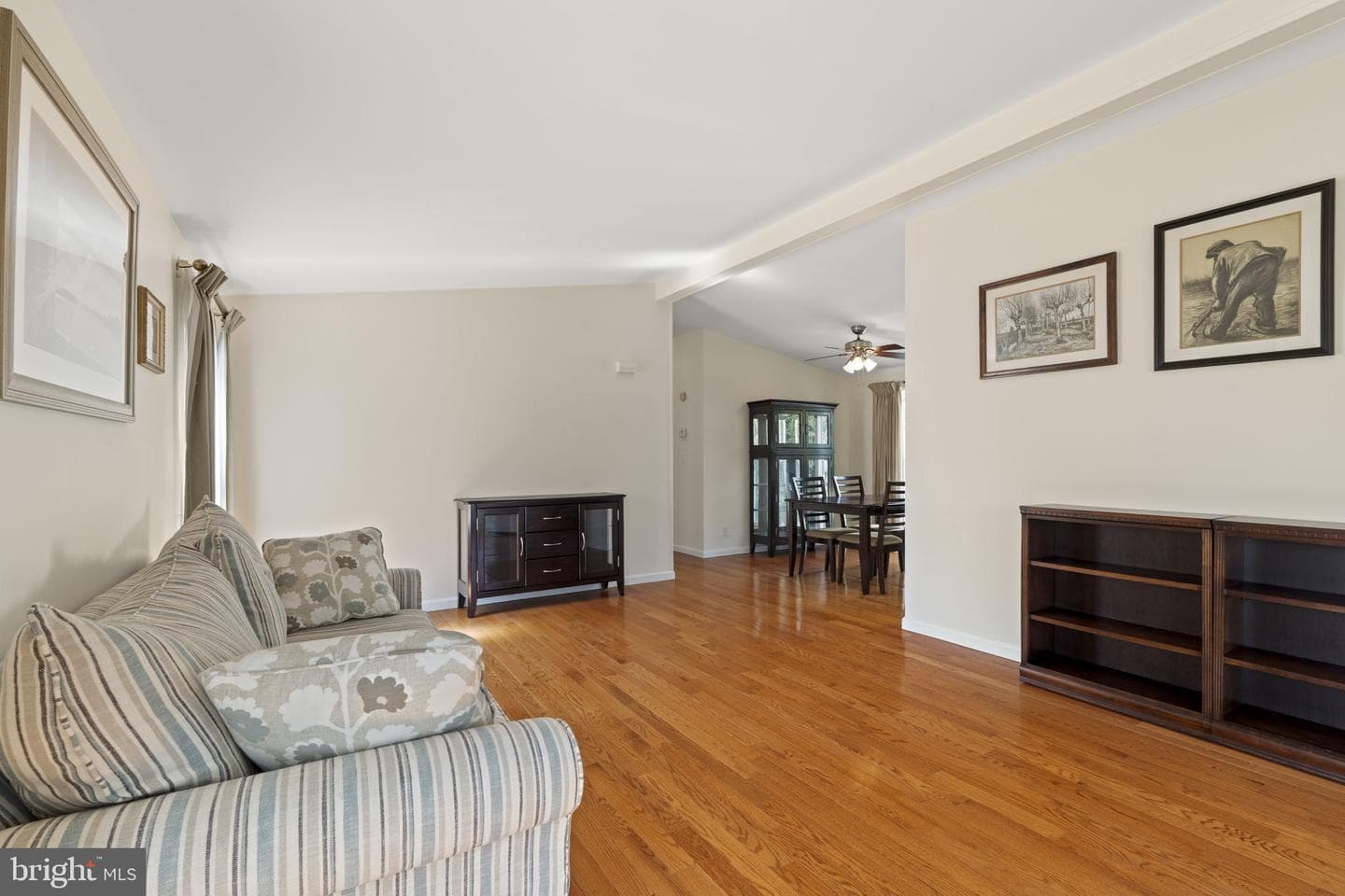 442 Manor House Lane photo 9