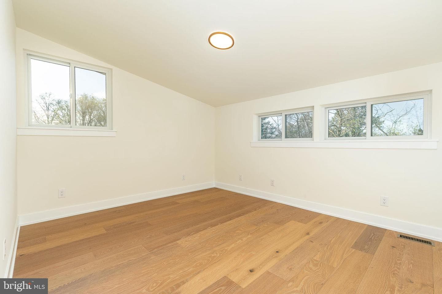 4114 Fountain Green Road photo 27