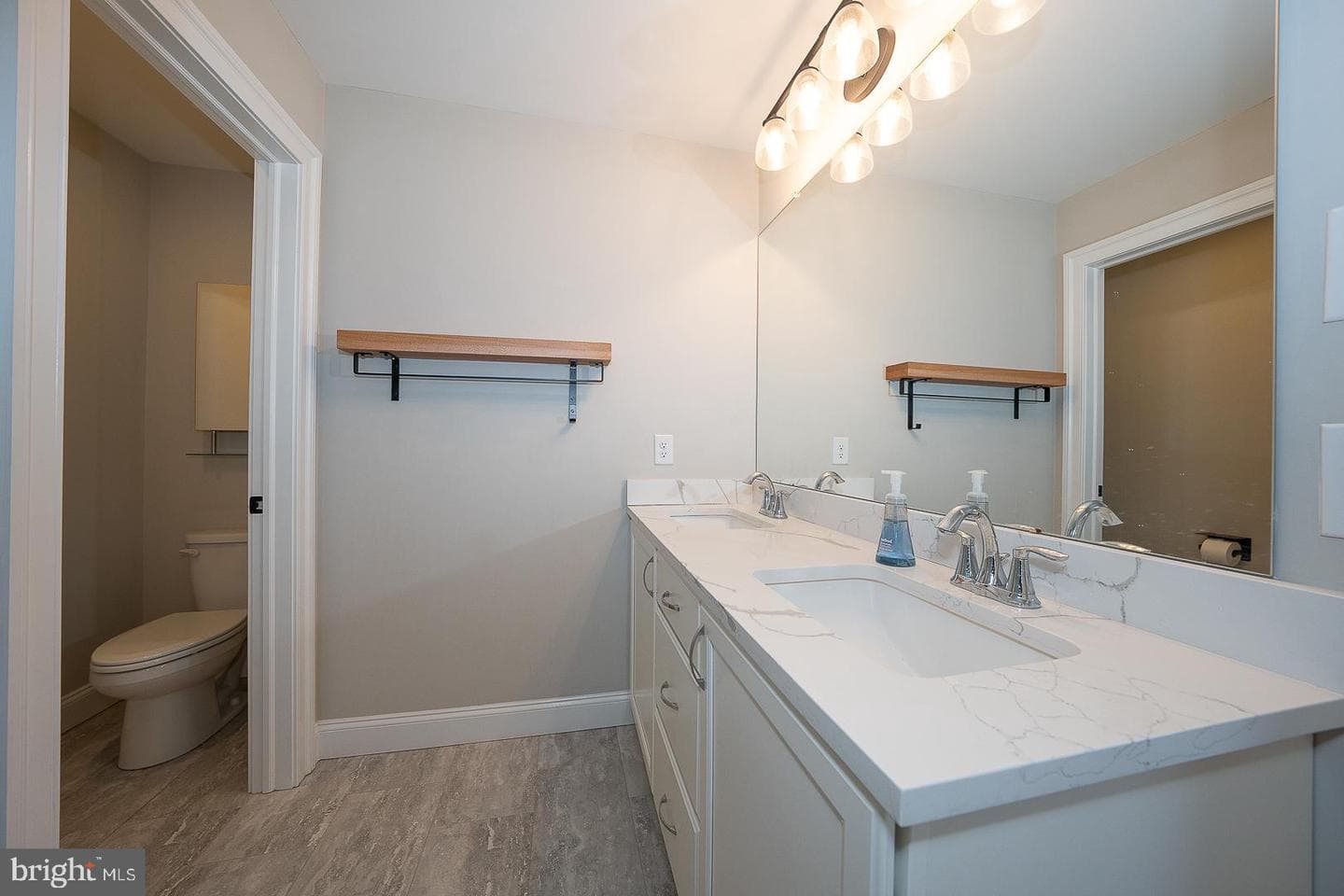 4115 Addison Court photo 16