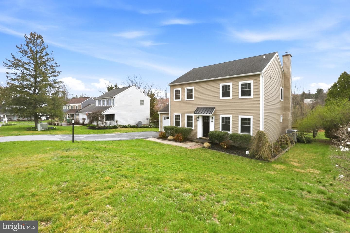 2306 Cassard Circle photo 2