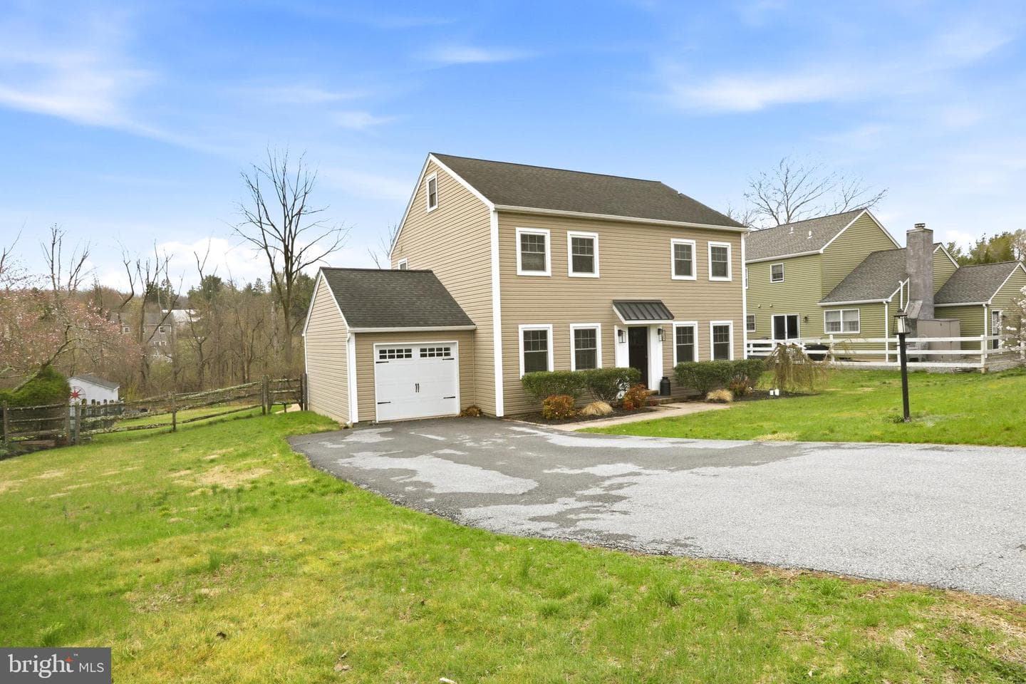 2306 Cassard Circle photo 3