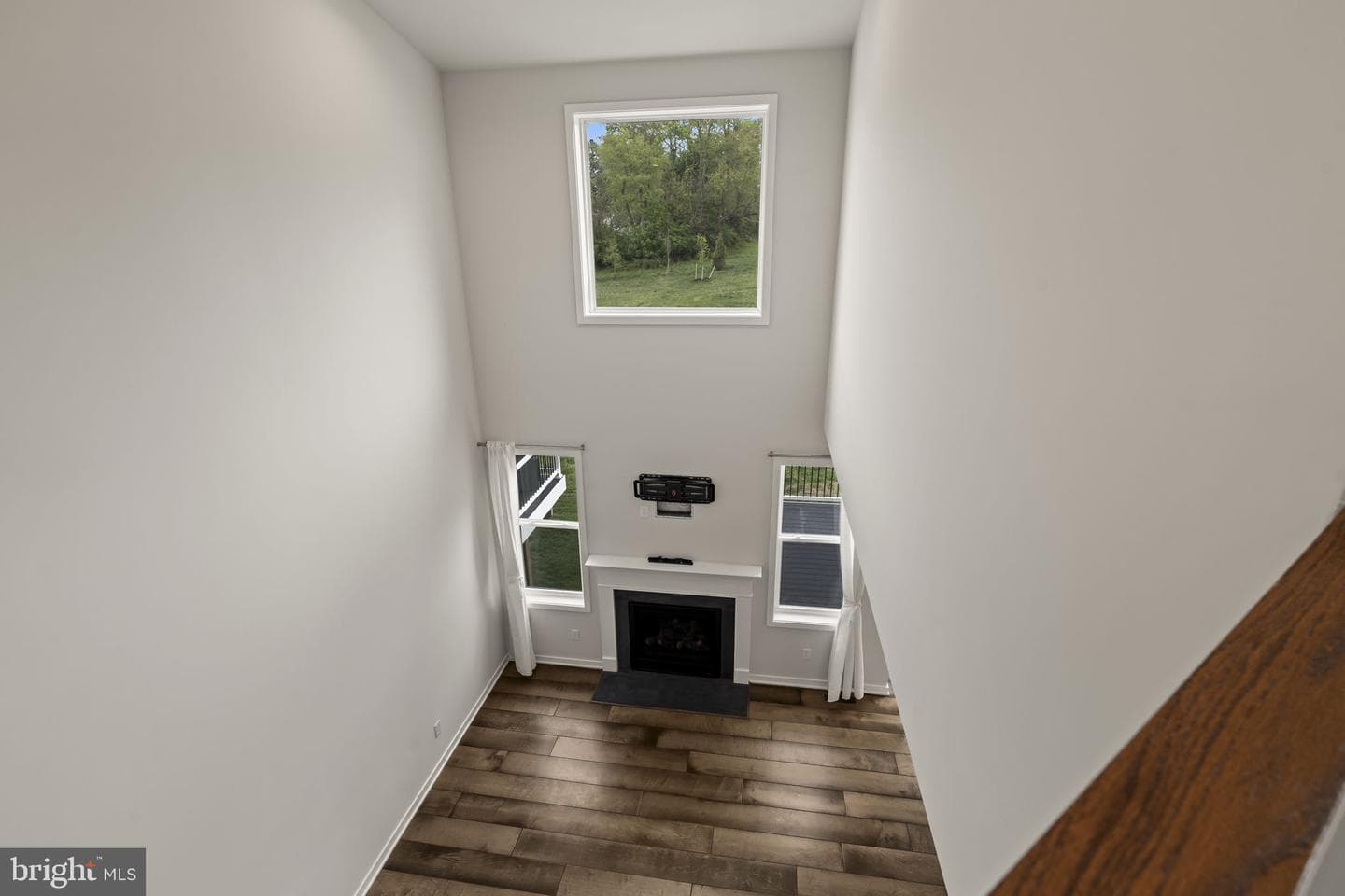 33 Tamarack Circle photo 17