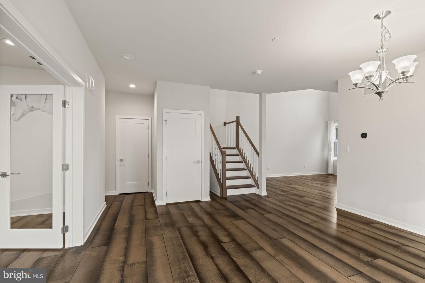 33 Tamarack Circle photo 3