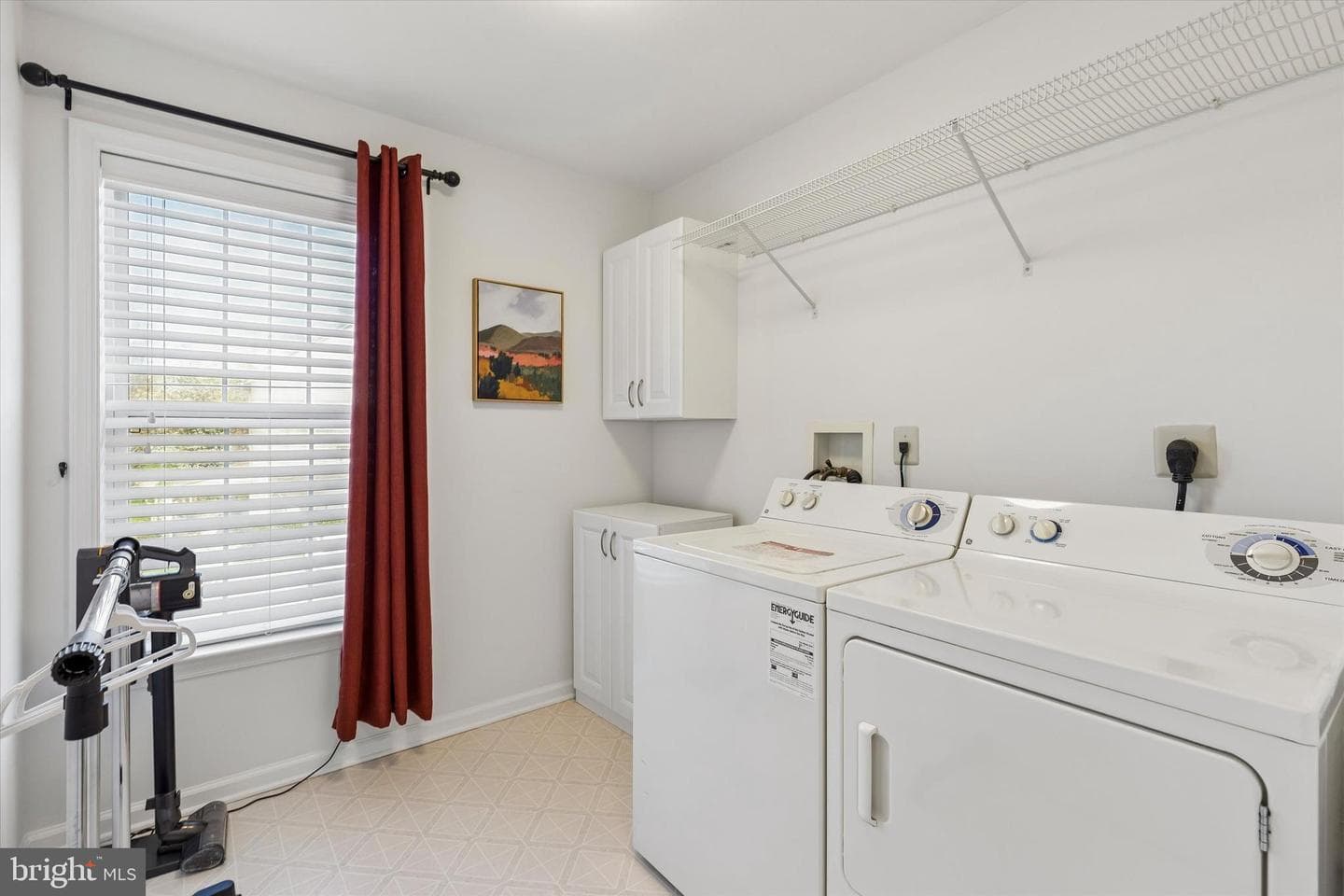 100 White Tower Lane photo 26